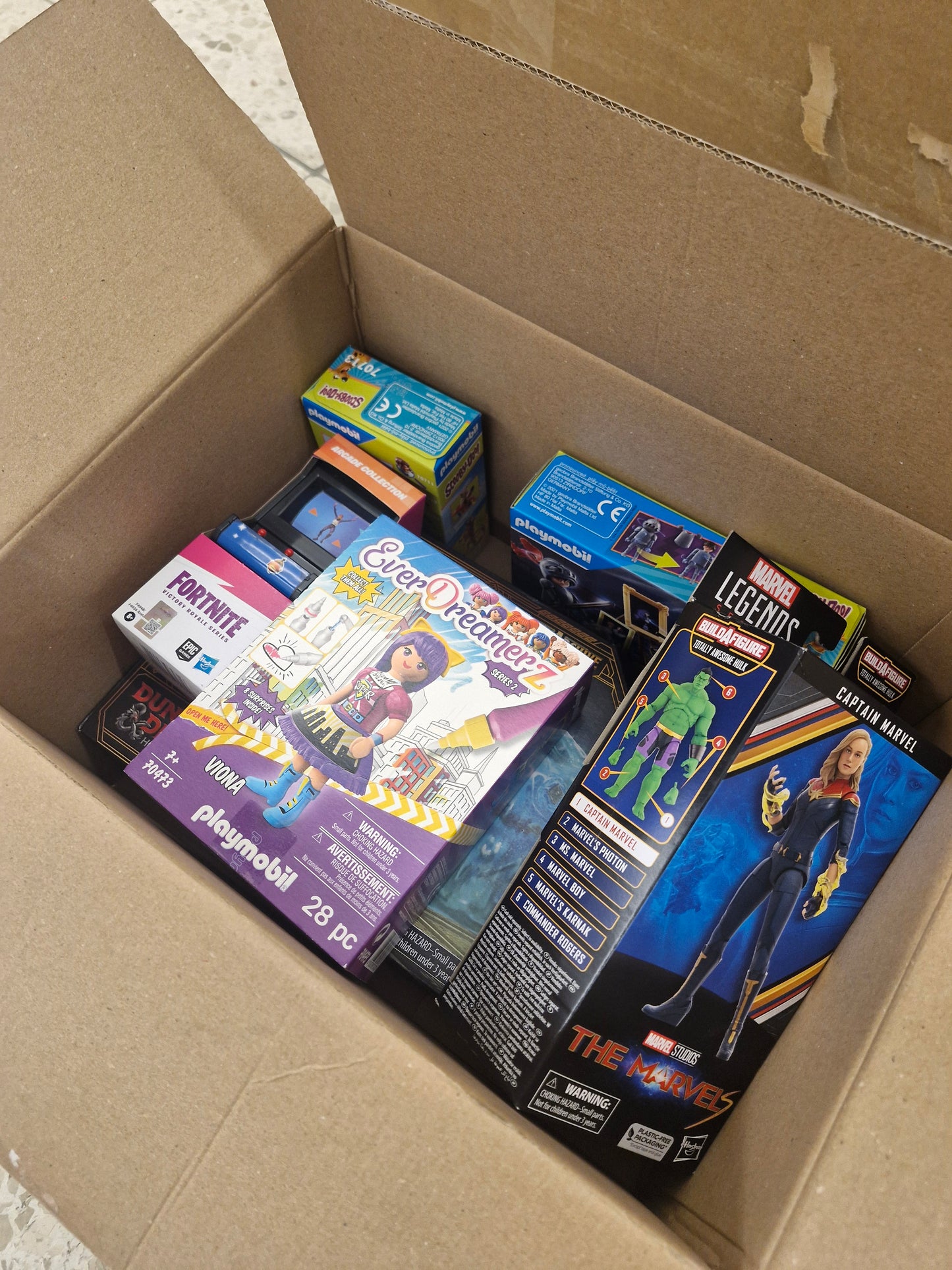 Kasse 11 Mix Box Spielzeuge 50€