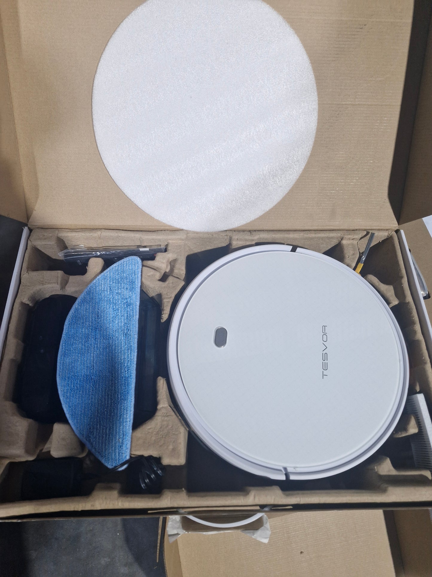 Tesvor X500 Pro Saugroboter – Smart, Stark & mit Wischfunktion (Neuwertig)