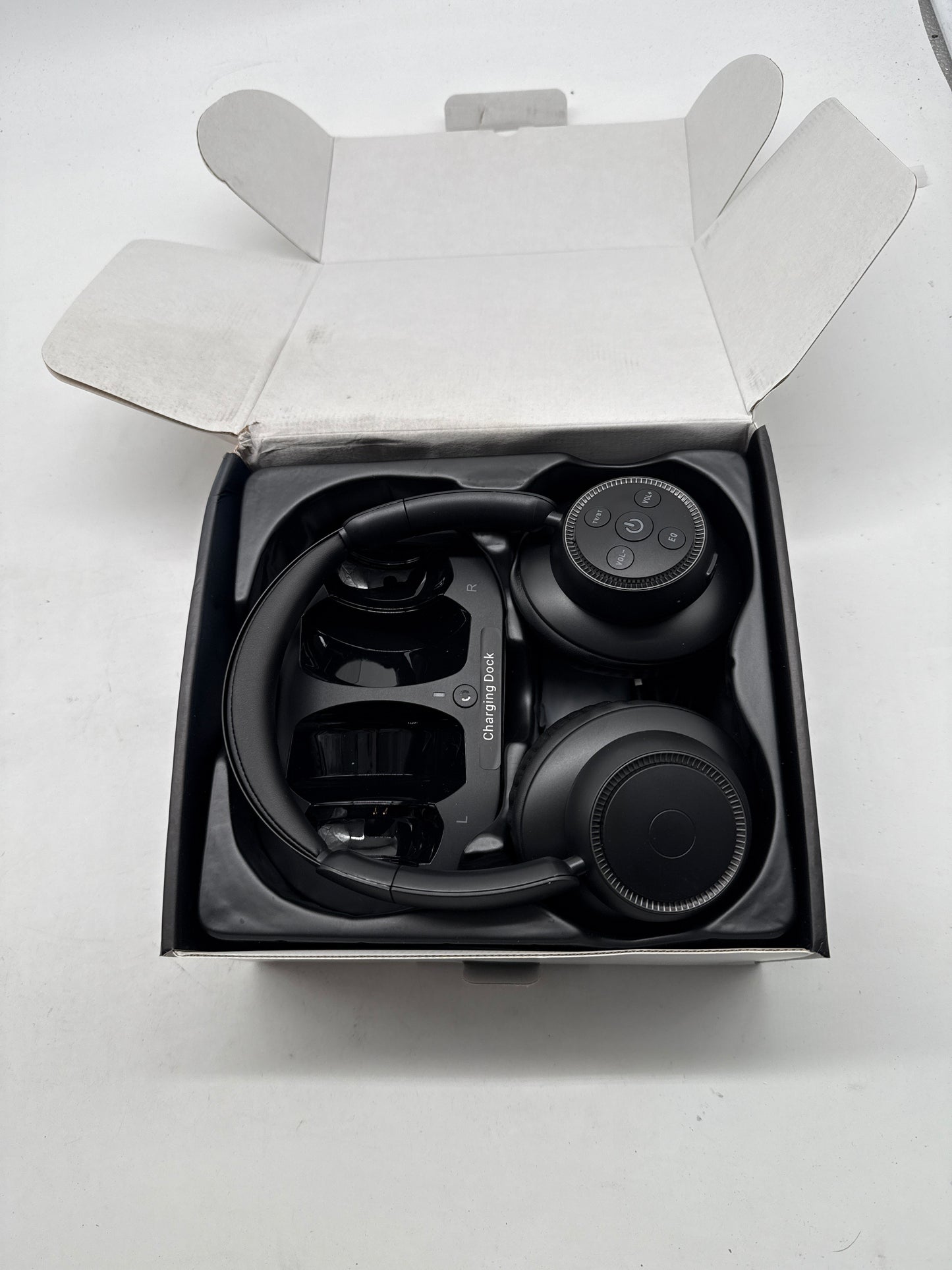 Funkkopfhörer für Fernseher mit Ladestation (A-/B-Ware)